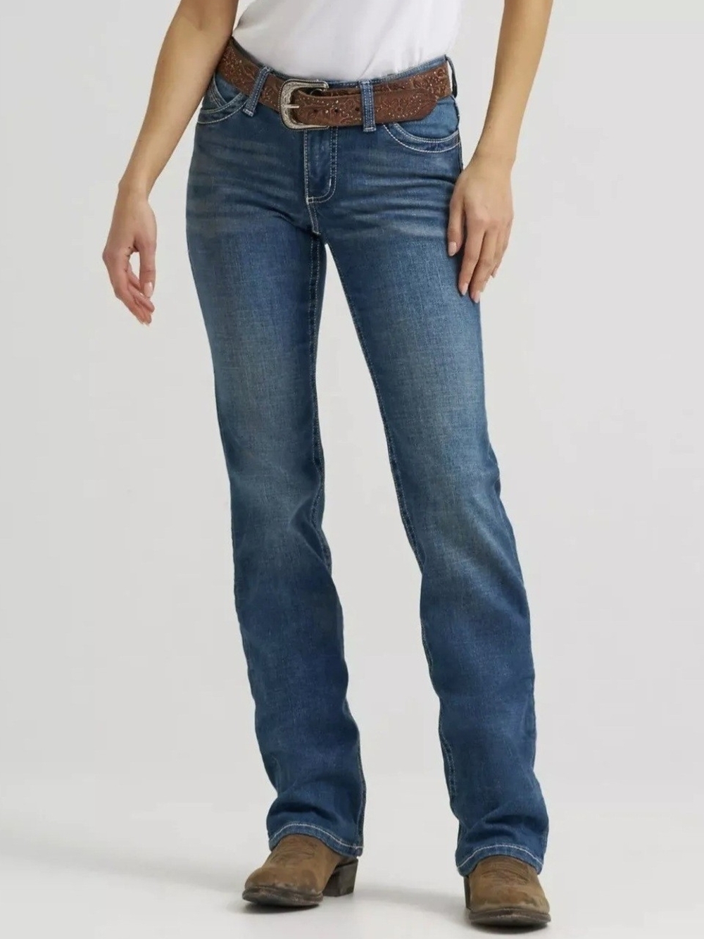 Wrangler Women's Blue Bootcut Jeans with Subtle Fade